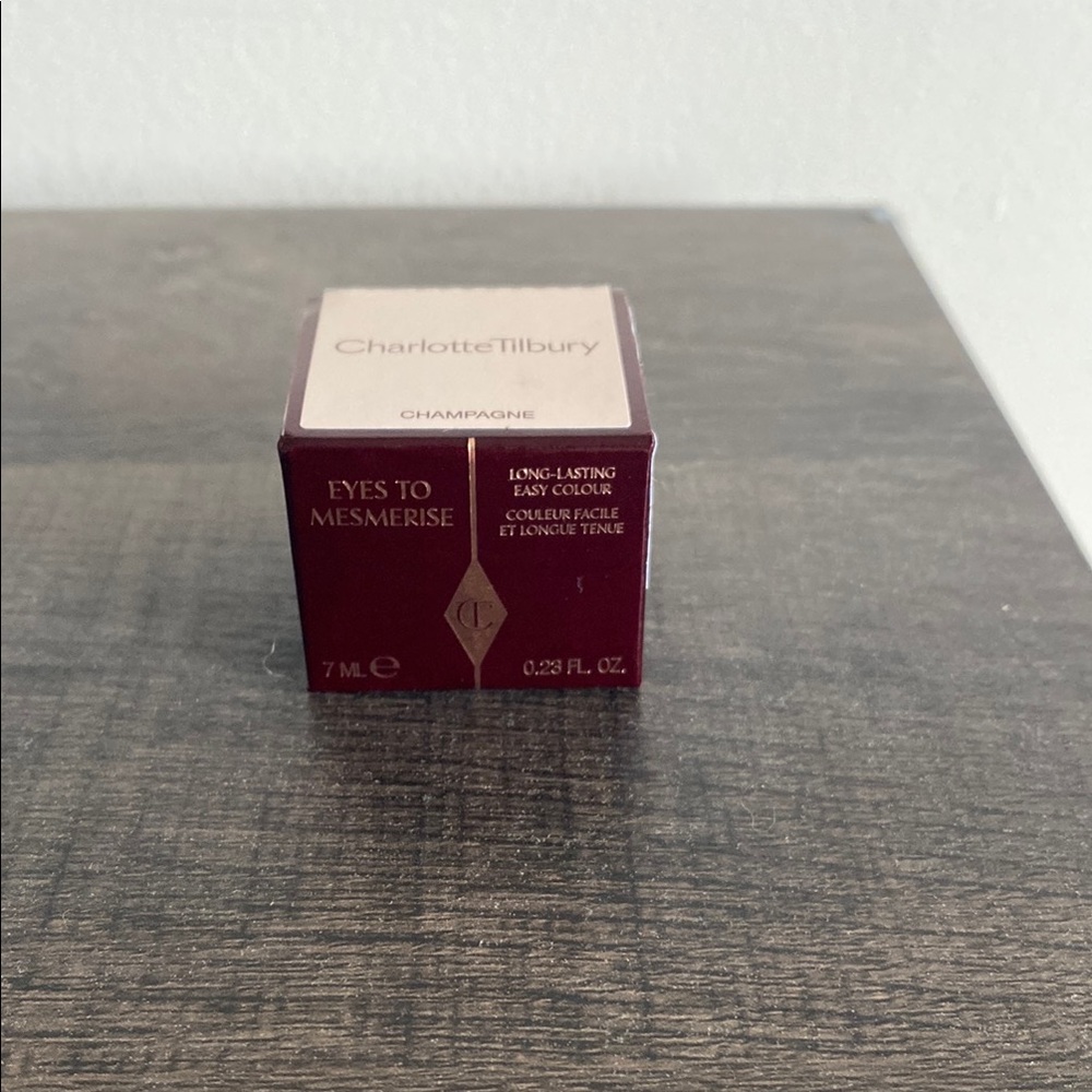 Charlotte Tilbury Eyes to Mesmerise Champagne Eyeshadow